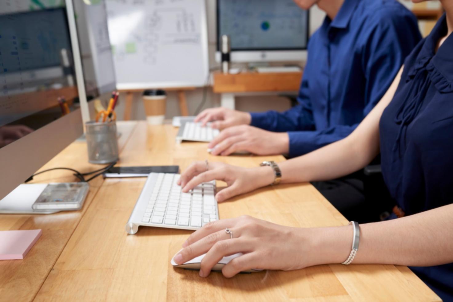 Professional training environment demonstrating hands-on learning approach